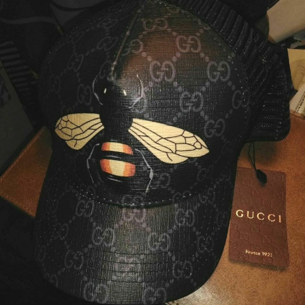 Snapback Gucci cap